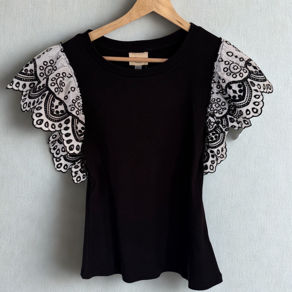 Elie Tahari Ribbed Black and White Sleeve Women's Top